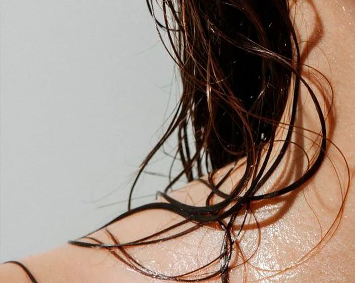 Tipos de dermatitis en el cuero cabelludo: Causas, síntomas y cómo tratarlo