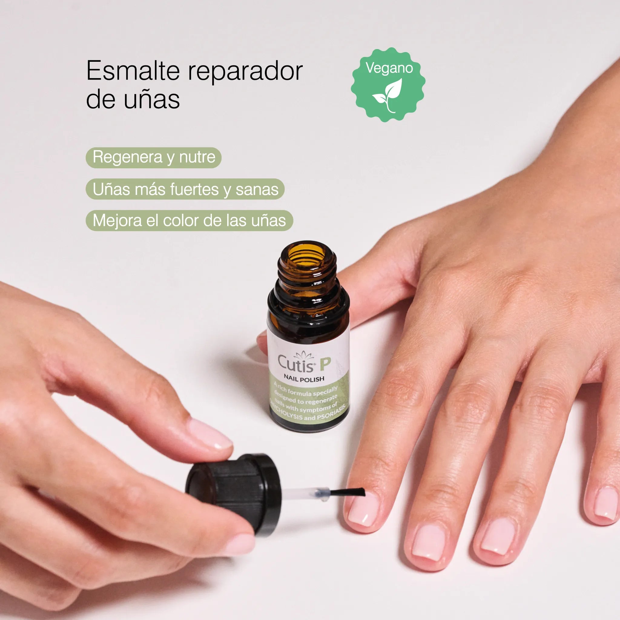 Esmalte reparador de uñas con CBD Cutis P regenera y fortalece