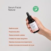 Sérum facial natural con CBD de The Cutis Lab para hidratar, calmar y mejorar el aspecto de la piel sensible.